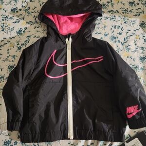 Girls Nike windbreaker/light rain jacket
